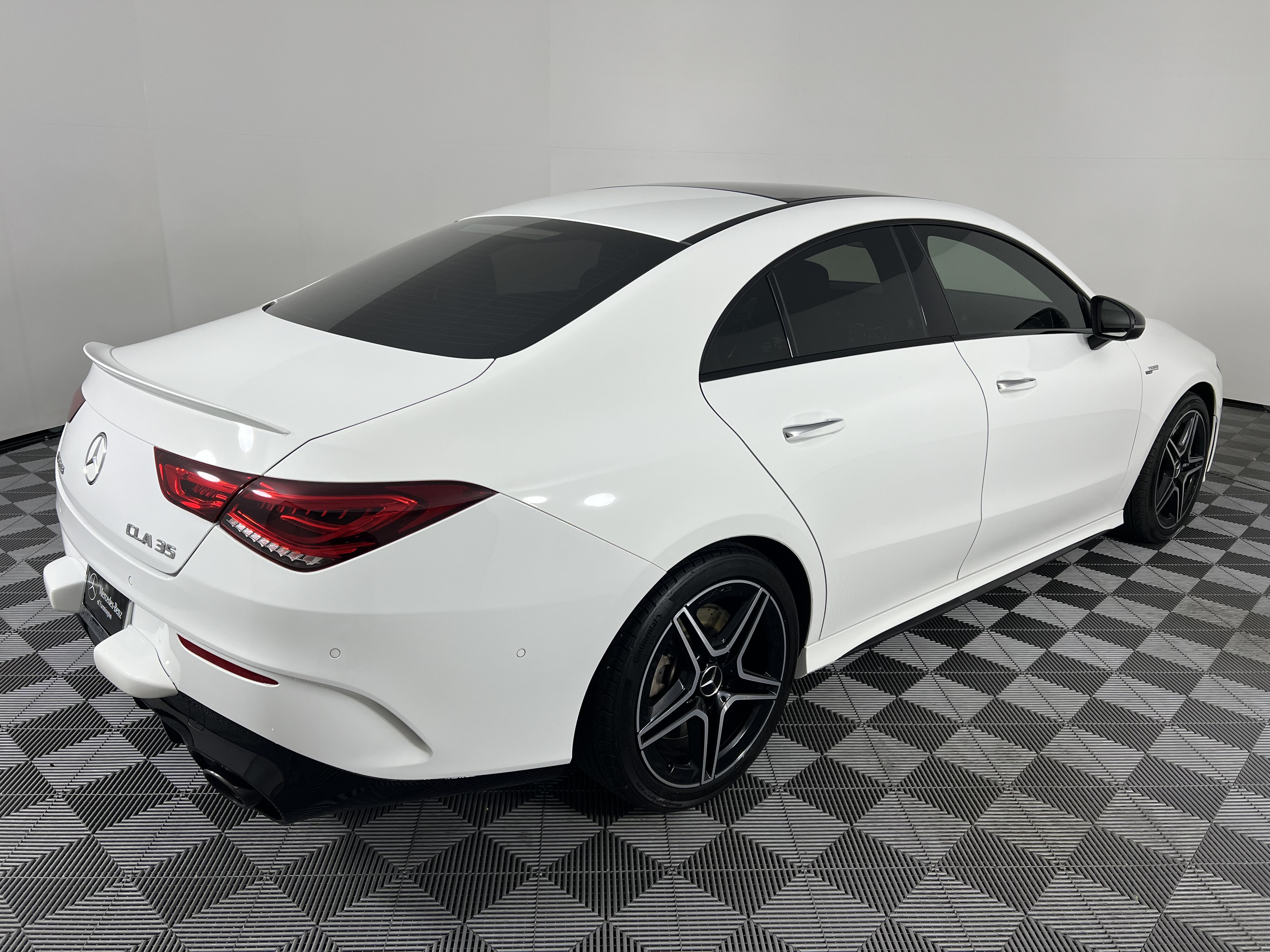 Used 2020 Mercedes-Benz CLA 35 AMG 4MATIC image 13