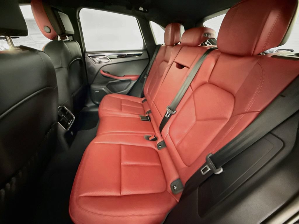 New 2026 Porsche Macan AWD/4WD image 26