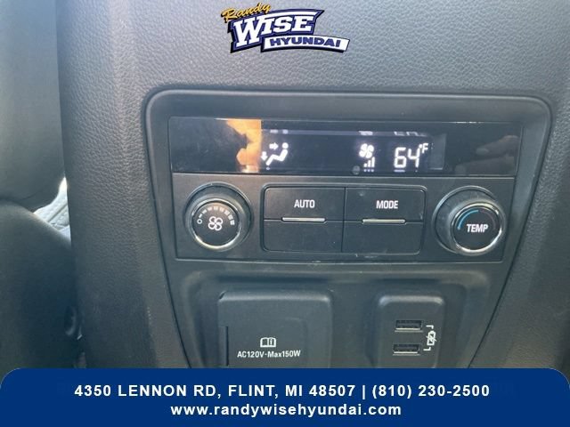 Used 2019 Buick Enclave Essence AWD/4WD image 27