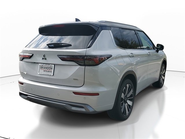 New 2025 Mitsubishi Outlander SEL image 6
