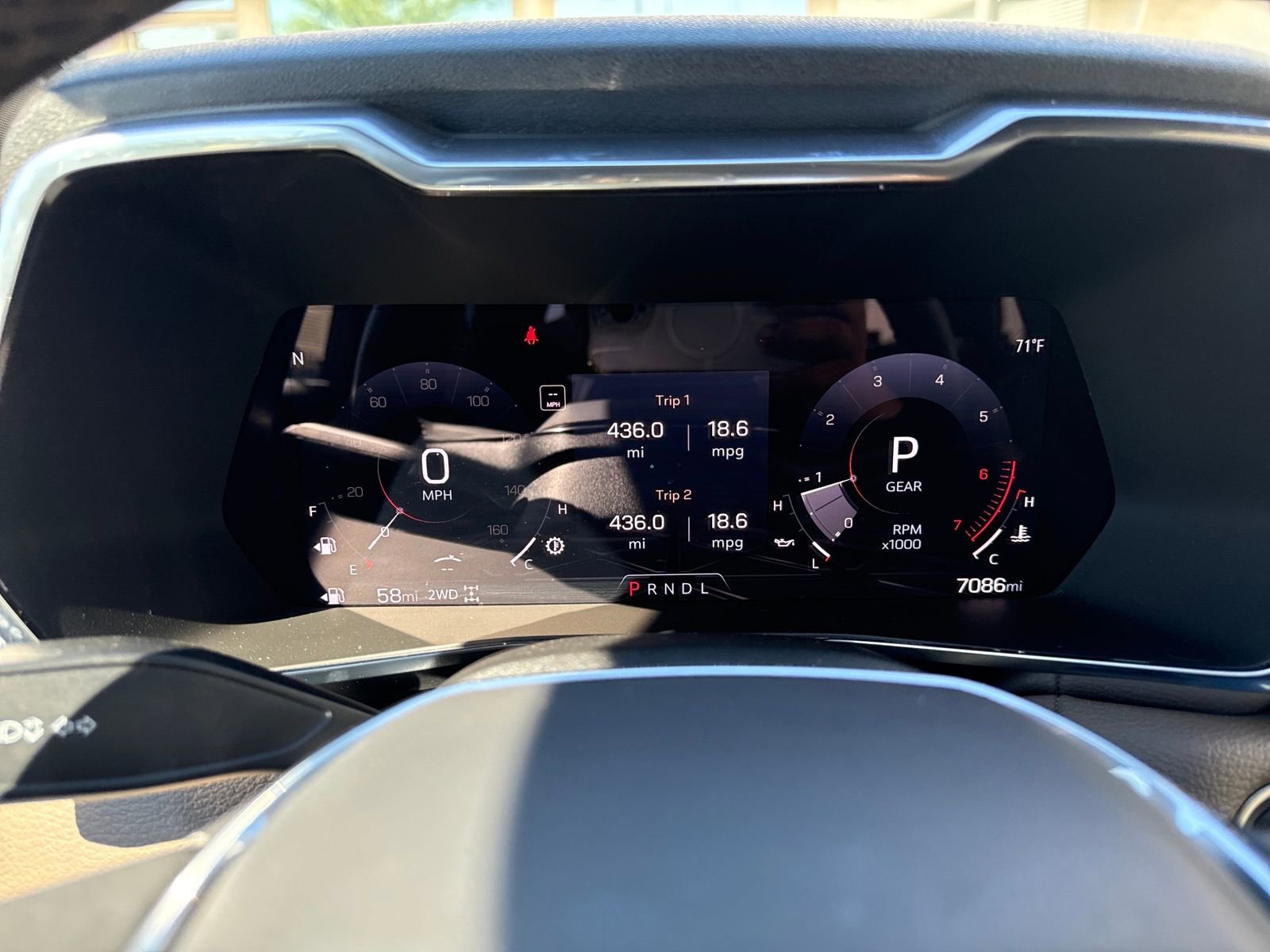 Used 2025 GMC Canyon Denali image 15