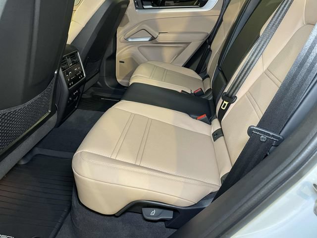 New 2026 Porsche Cayenne AWD/4WD image 20