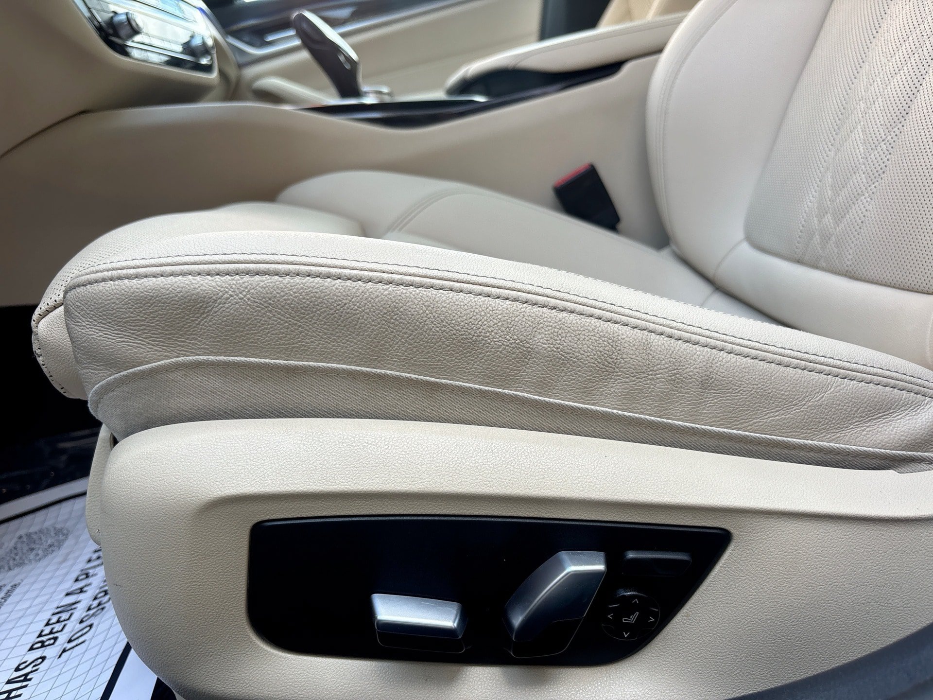 Used 2021 BMW 530i RWD image 14