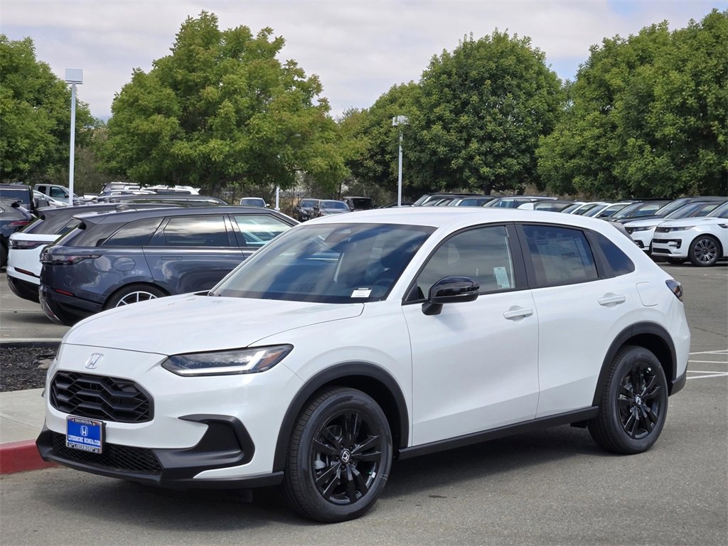 New 2026 Honda HR-V Sport image 8