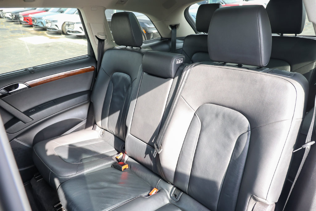 Used 2015 Audi Q7 3.0T Premium Plus w/ Premium Plus Package AWD/4WD image 38