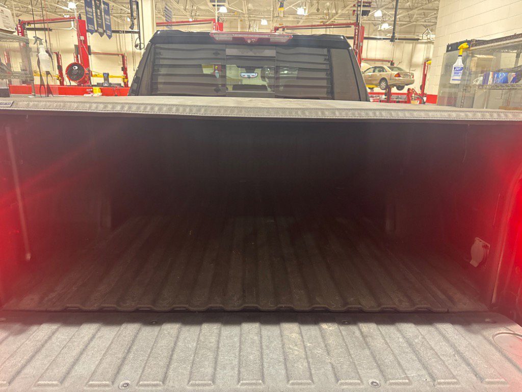 Used 2021 Chevrolet Silverado 1500 High Country w/ Technology Package image 45