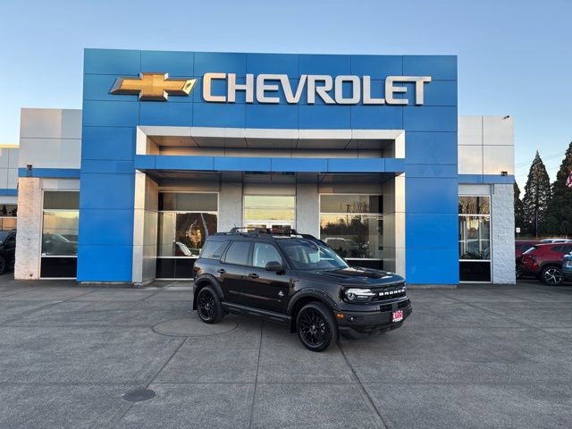 Used 2021 Ford Bronco Sport Outer Banks w/ Outer Banks Package (96D) image 1