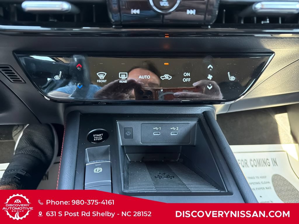 Certified 2026 Nissan Kicks SR w/ Cold Weather Package FWD image 19
