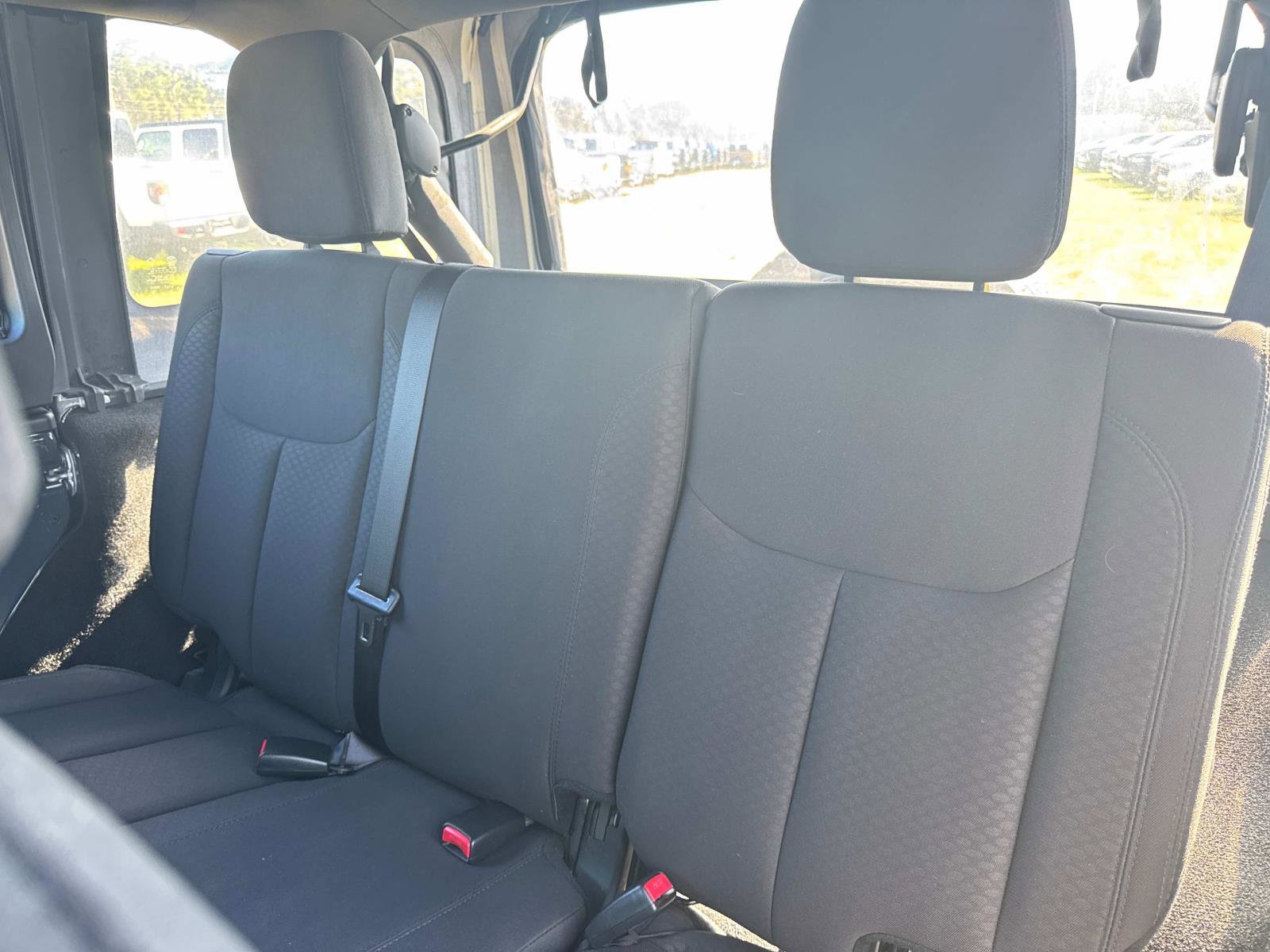 Used 2018 Jeep Wrangler Unlimited Sport w/ Connectivity Group image 14