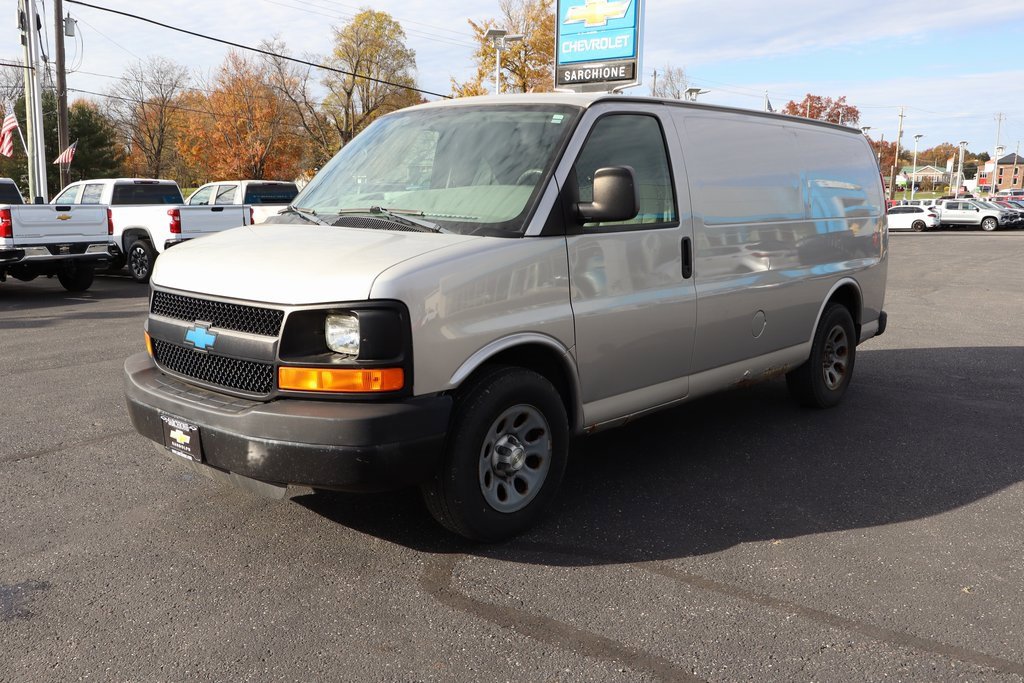 Used 2009 Chevrolet Express 1500 image 19