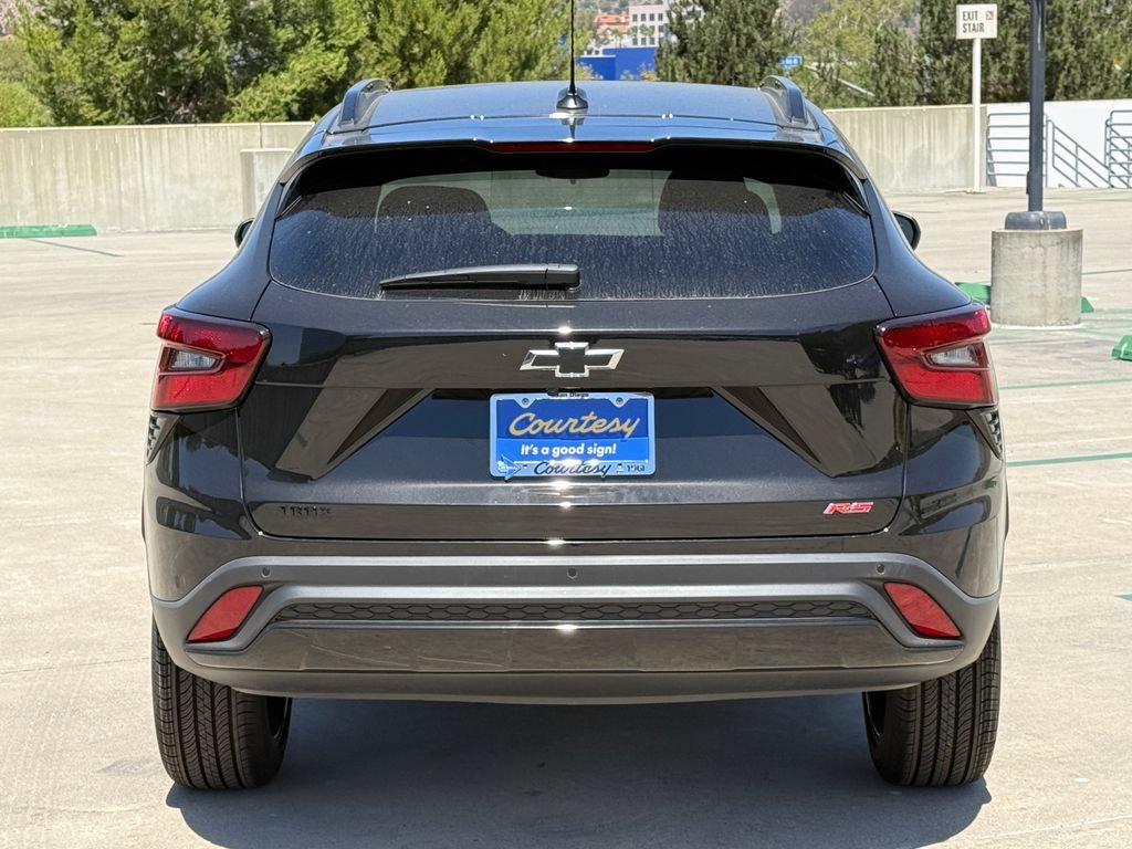 New 2026 Chevrolet Trax RS w/ Driver Confidence Package FWD image 7