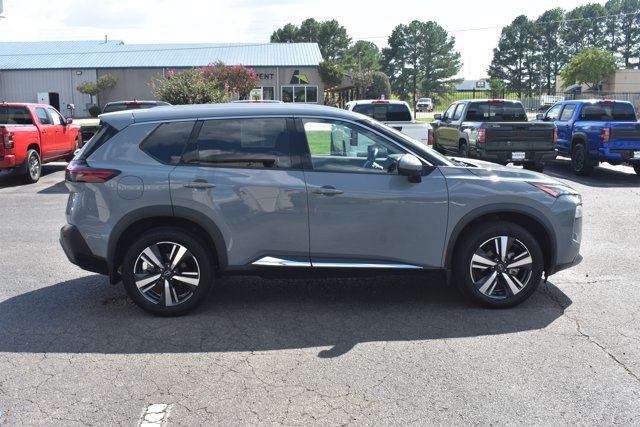 Used 2023 Nissan Rogue SL FWD image 4