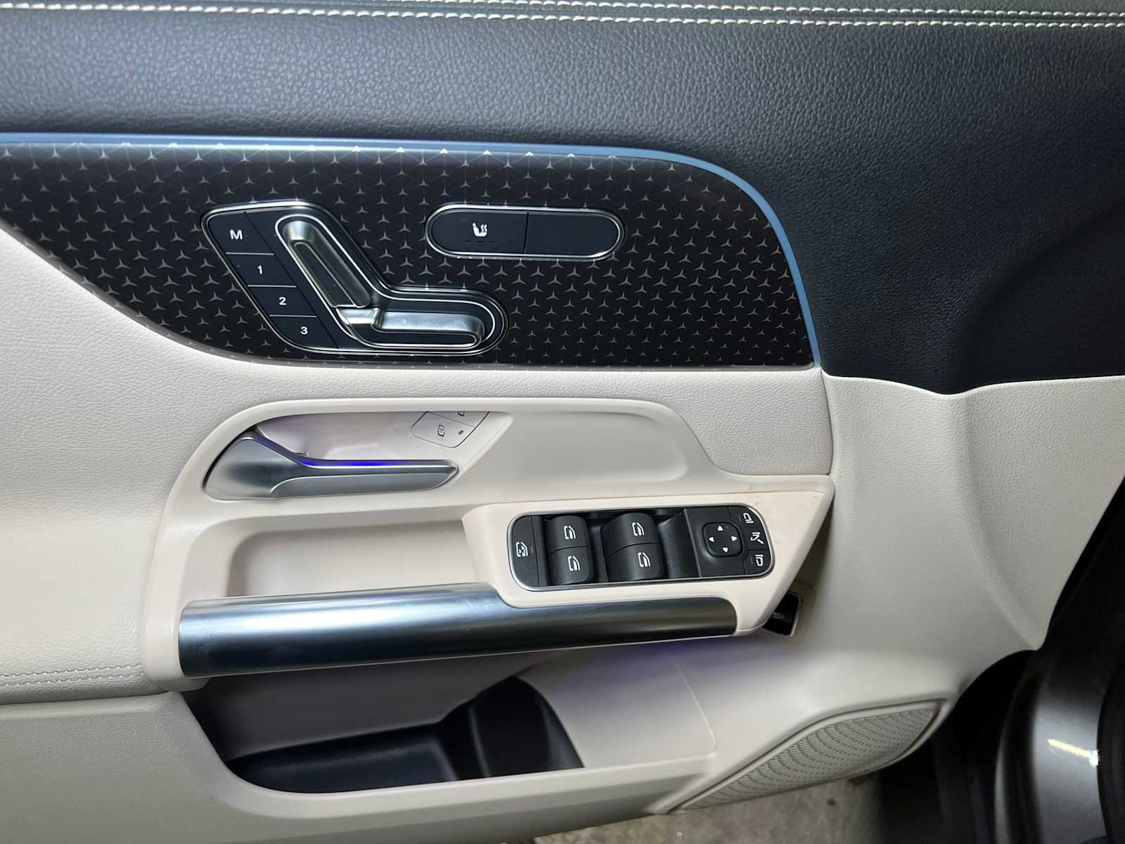 Used 2025 Mercedes-Benz GLA 250 4MATIC image 20