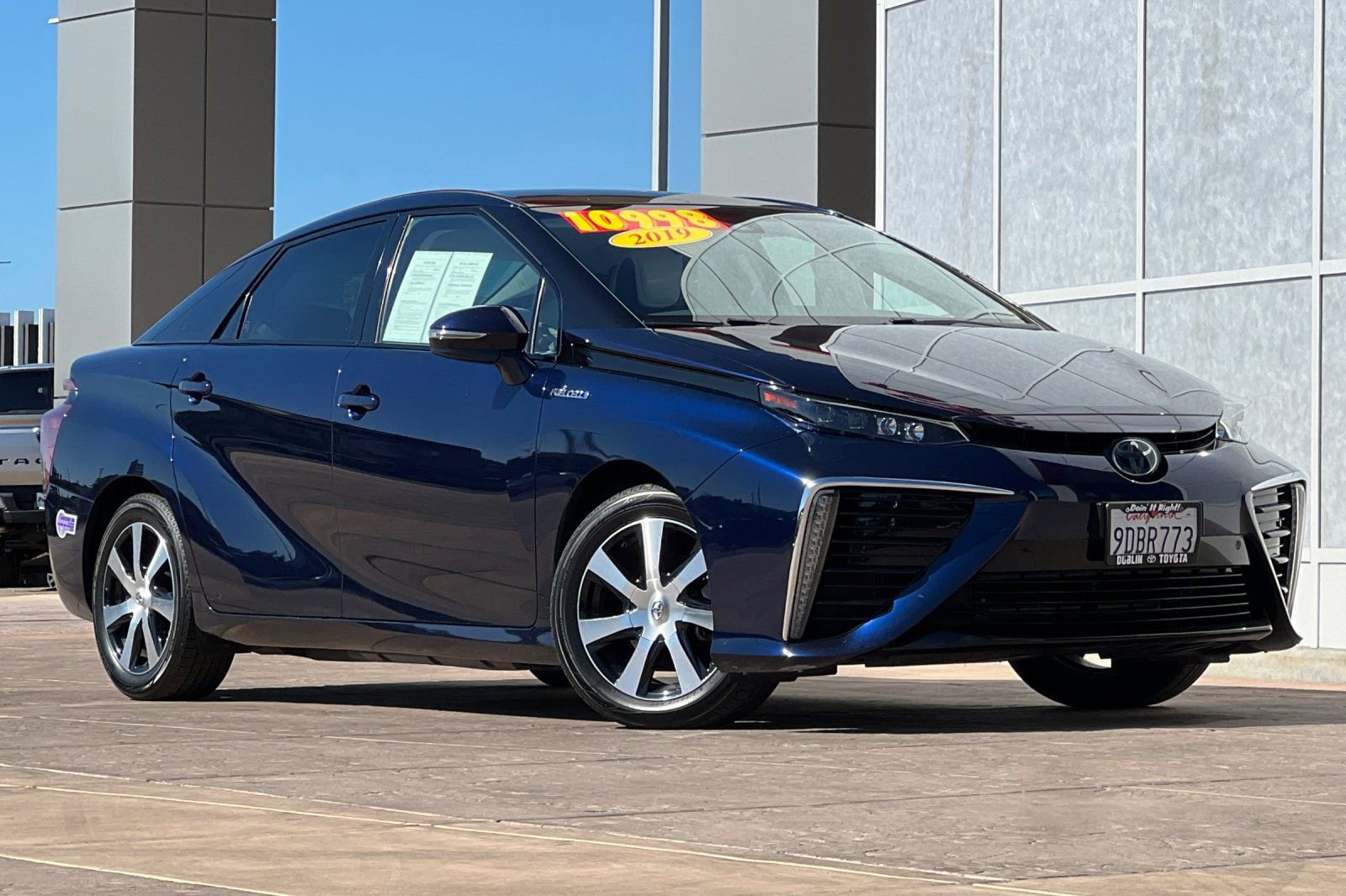 Certified 2019 Toyota Mirai video 2