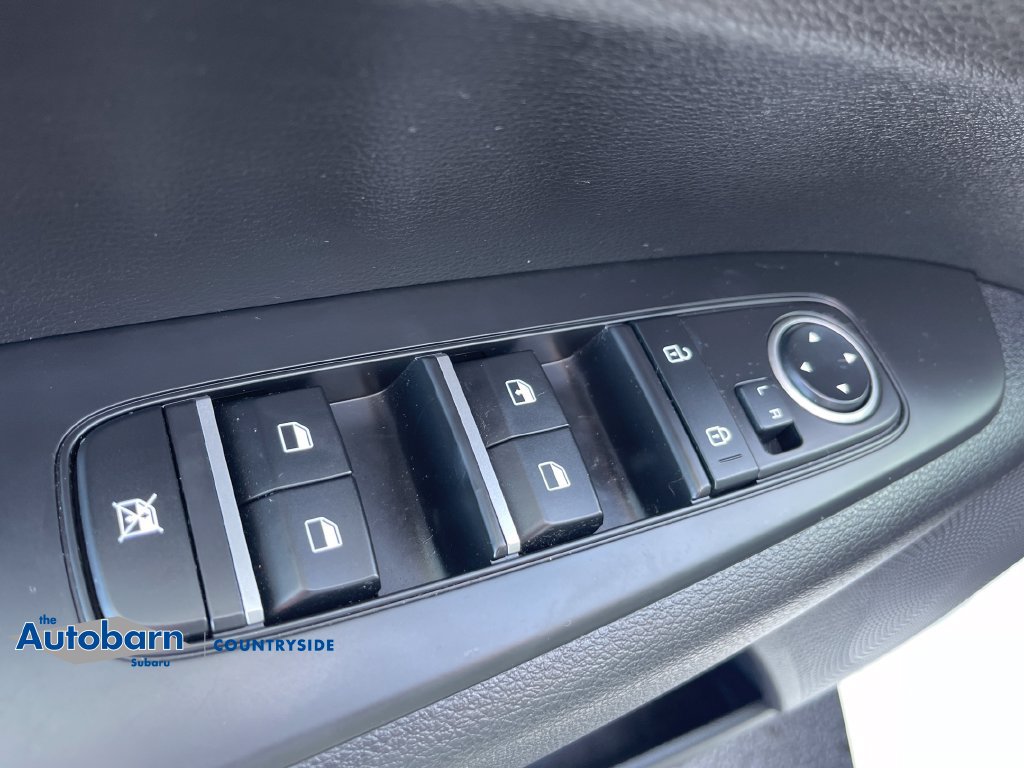 Used 2023 Kia Forte LXS w/ LXS Technology Package FWD image 11