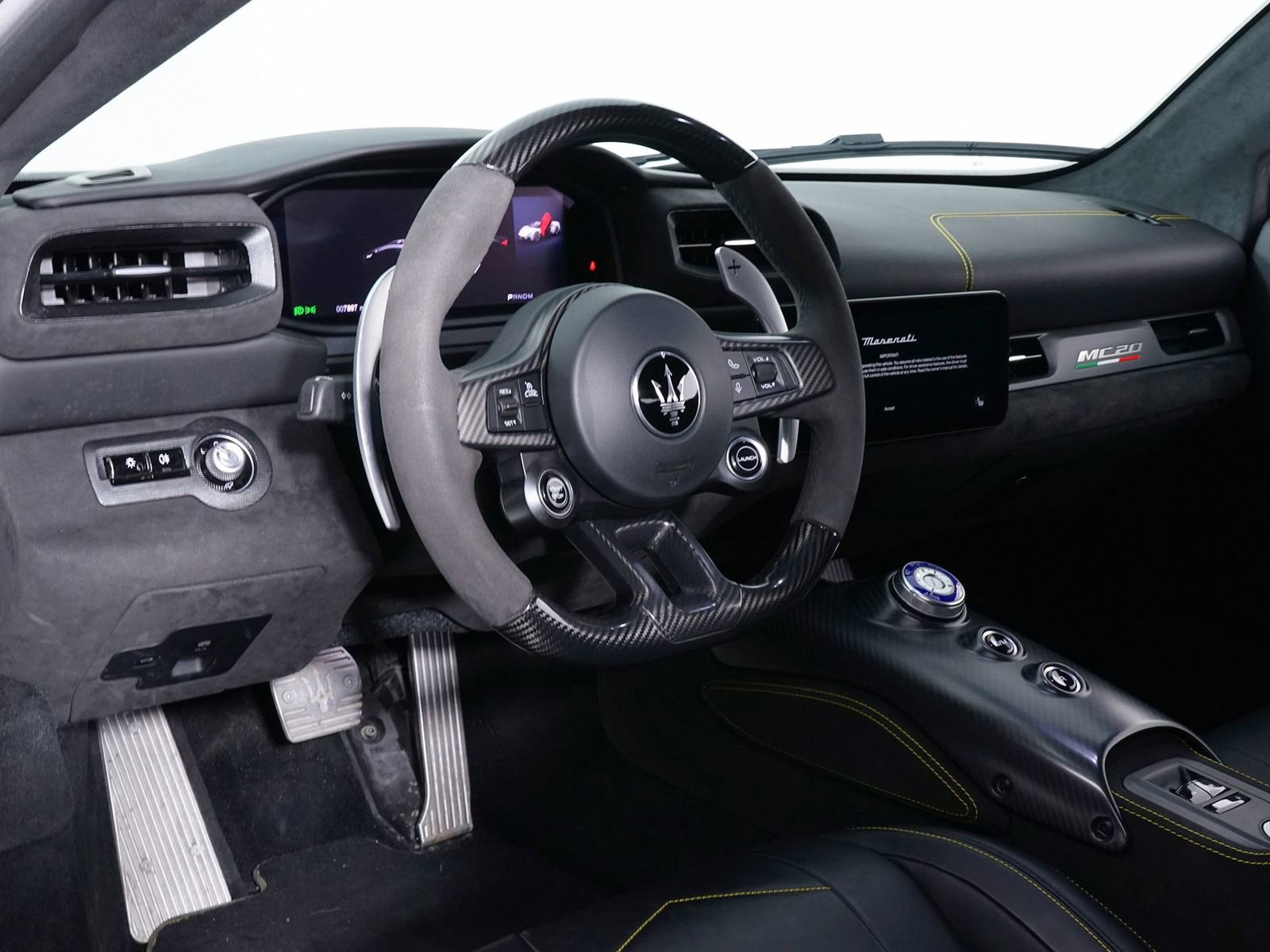 Used 2022 Maserati MC20 Coupe image 5