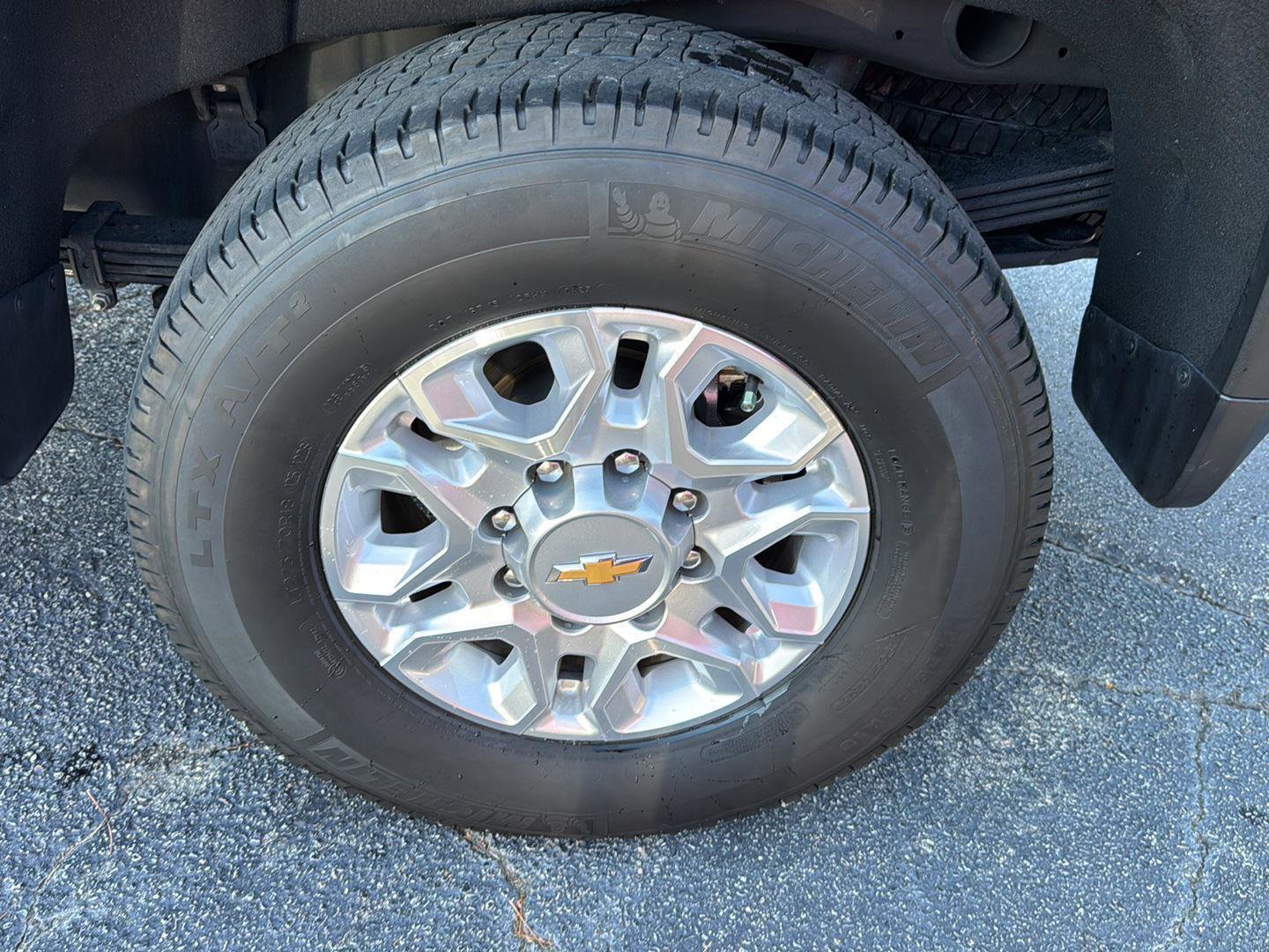 Used 2024 Chevrolet Silverado 2500 LTZ image 34