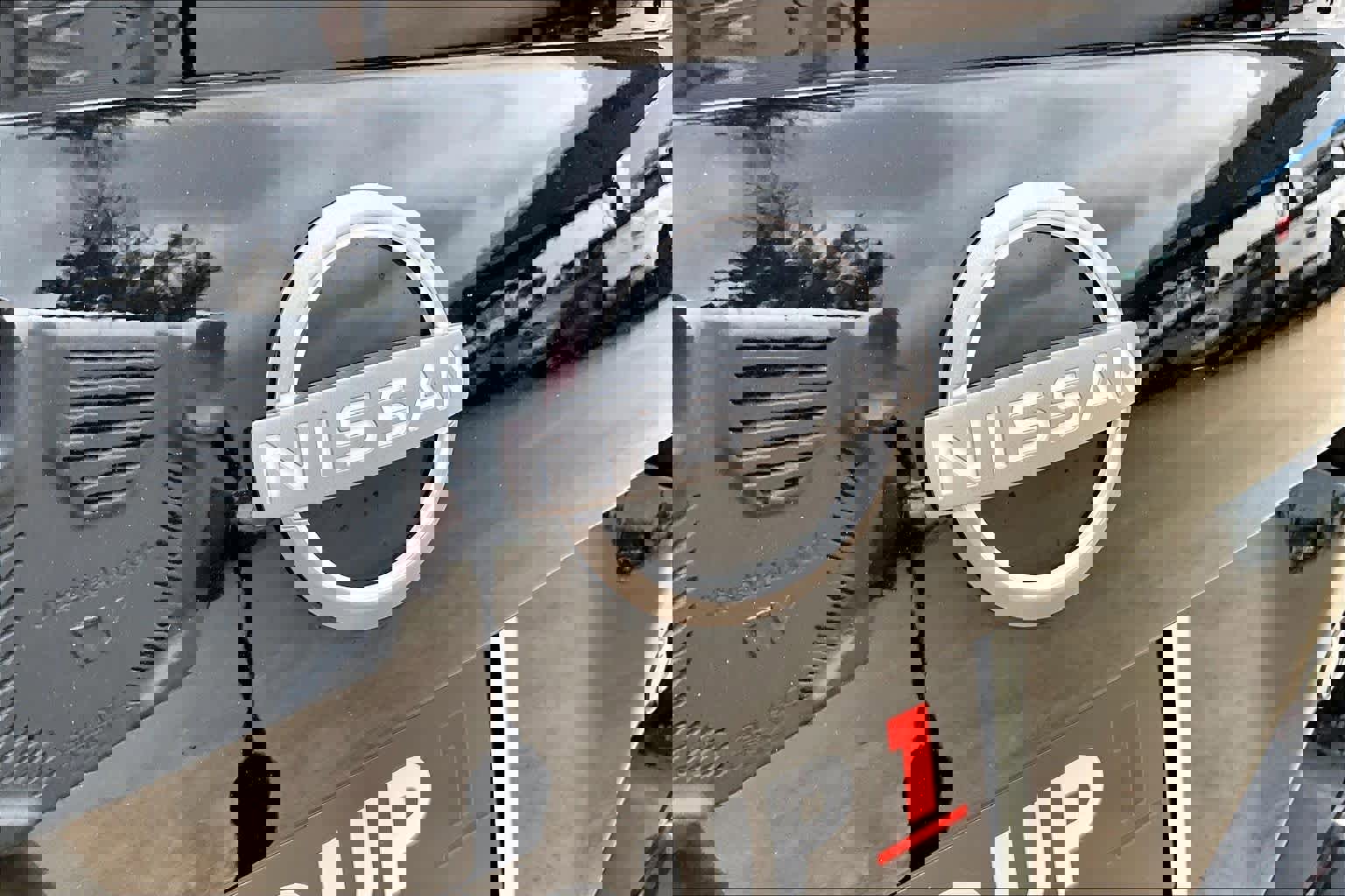 Used 2024 Nissan Versa S w/ Trunk Package image 29