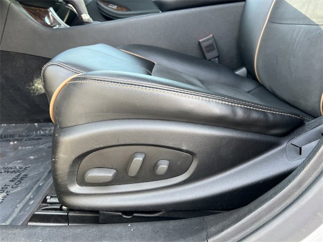 Used 2014 Chevrolet Impala LT image 9