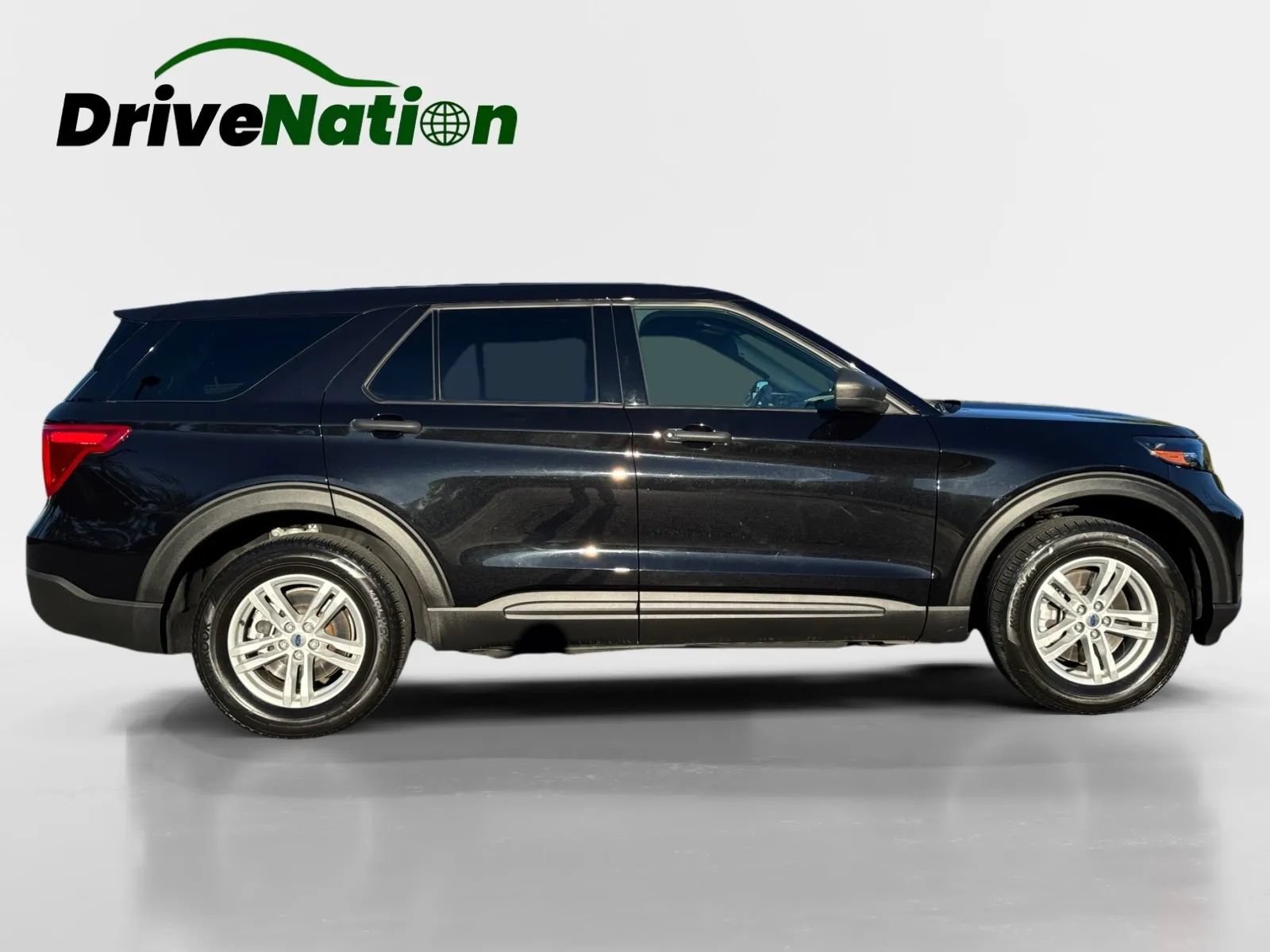 Used 2024 Ford Explorer 4WD Police Interceptor image 4