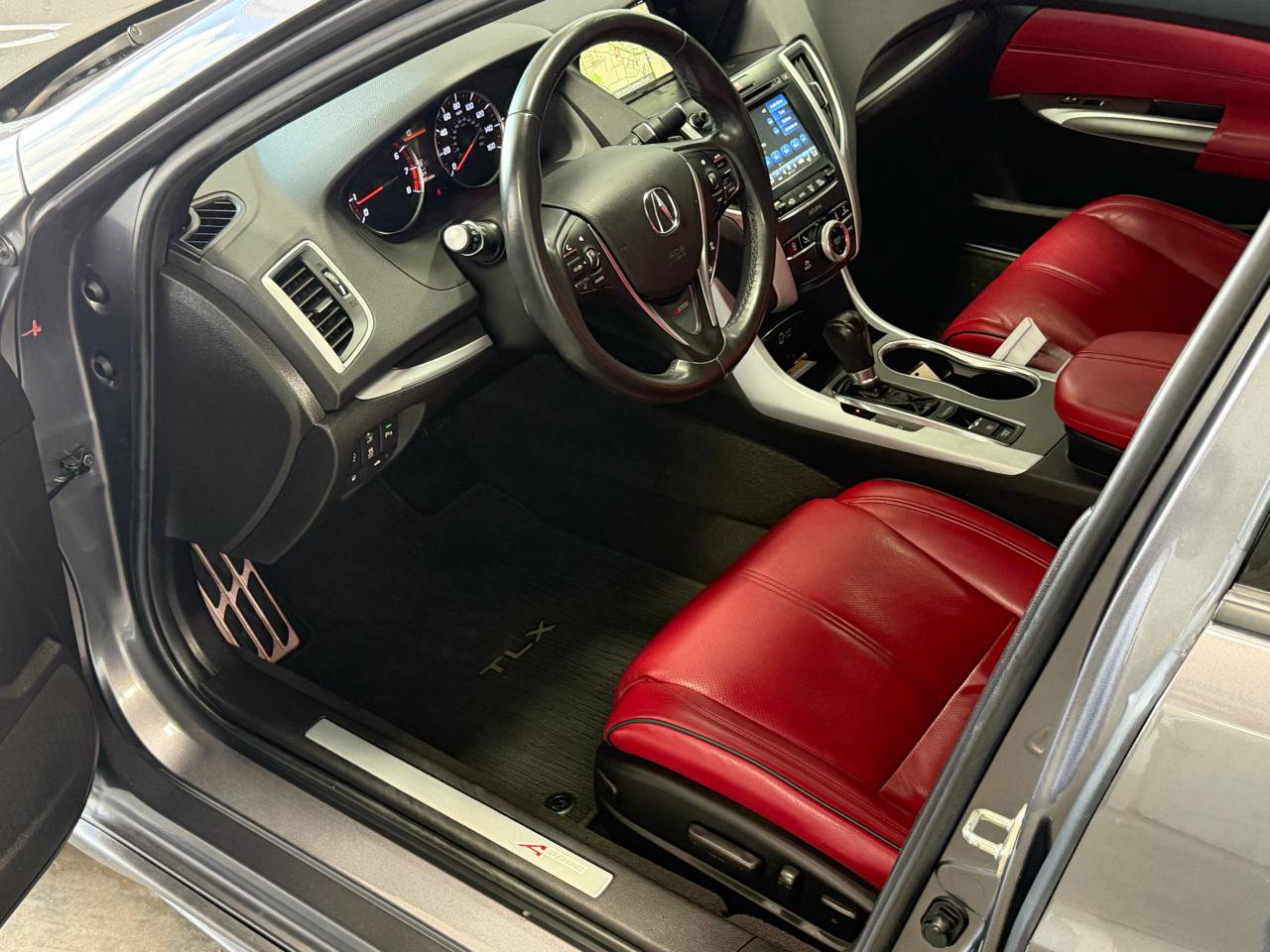 Used 2020 Acura TLX SH-AWD w/ A-SPEC Pkg image 5