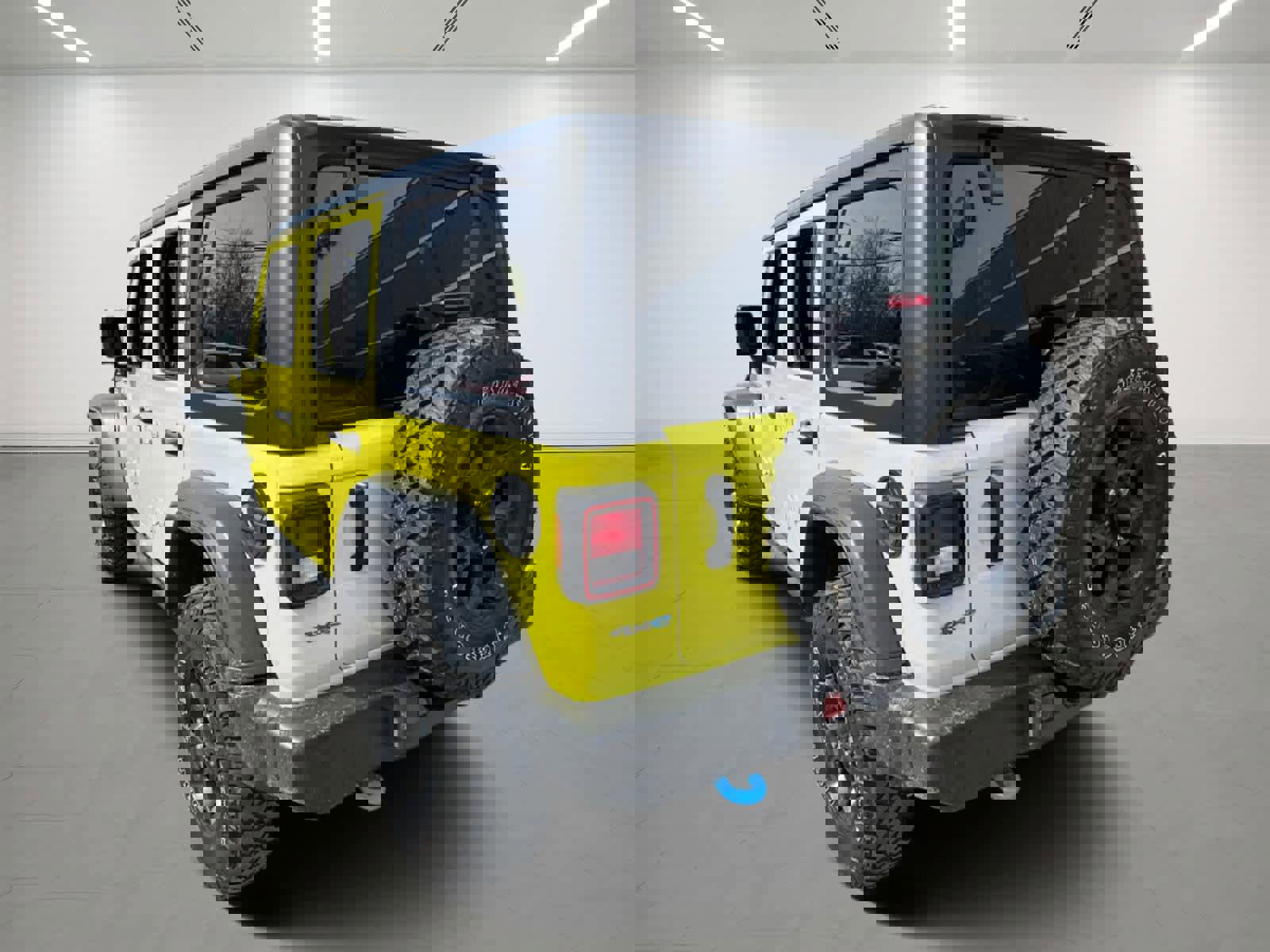 Used 2023 Jeep Wrangler Unlimited w/ Convenience Group image 4