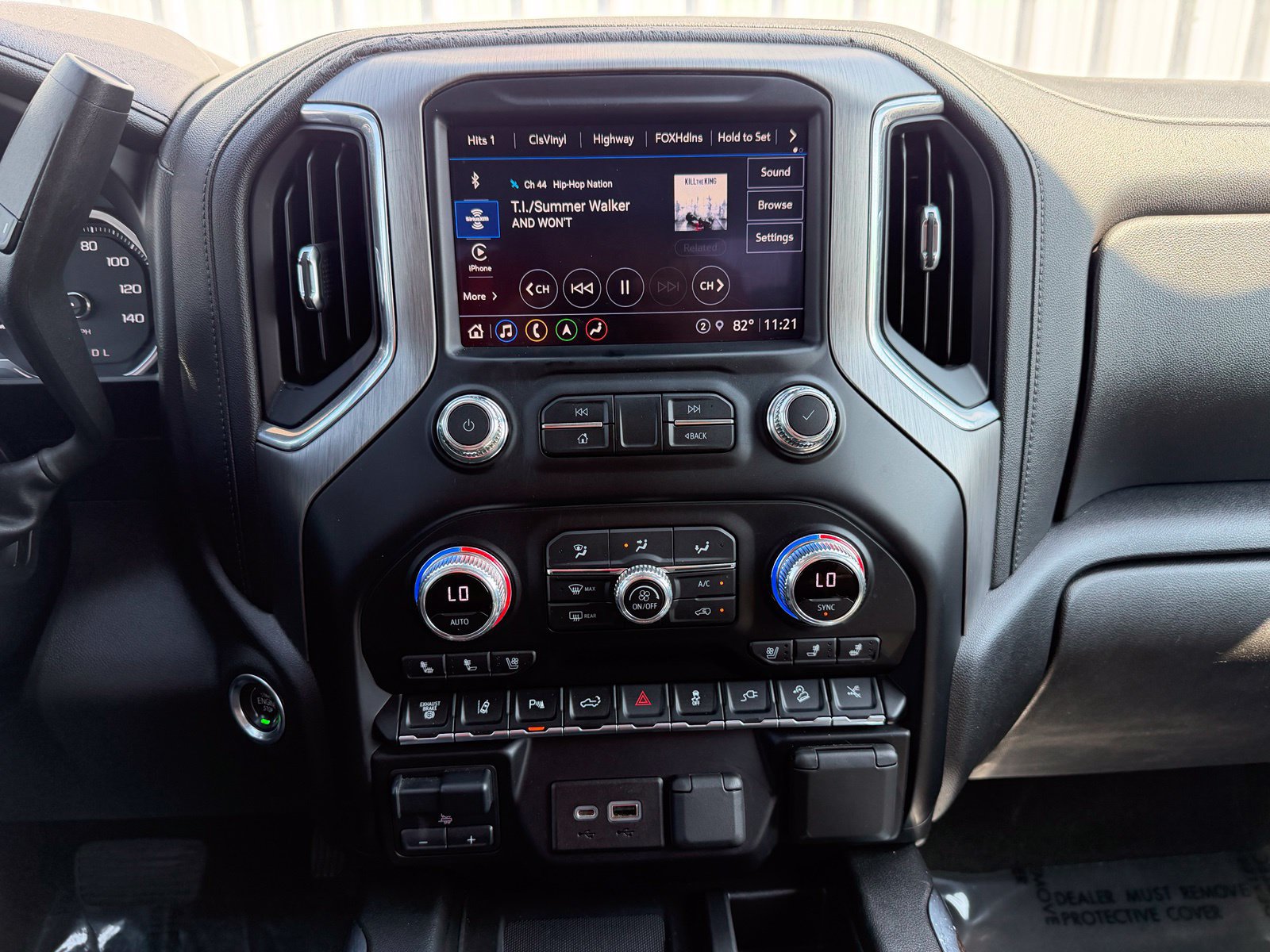 Used 2021 GMC Sierra 2500 Denali w/ Denali Ultimate Package AWD/4WD image 15