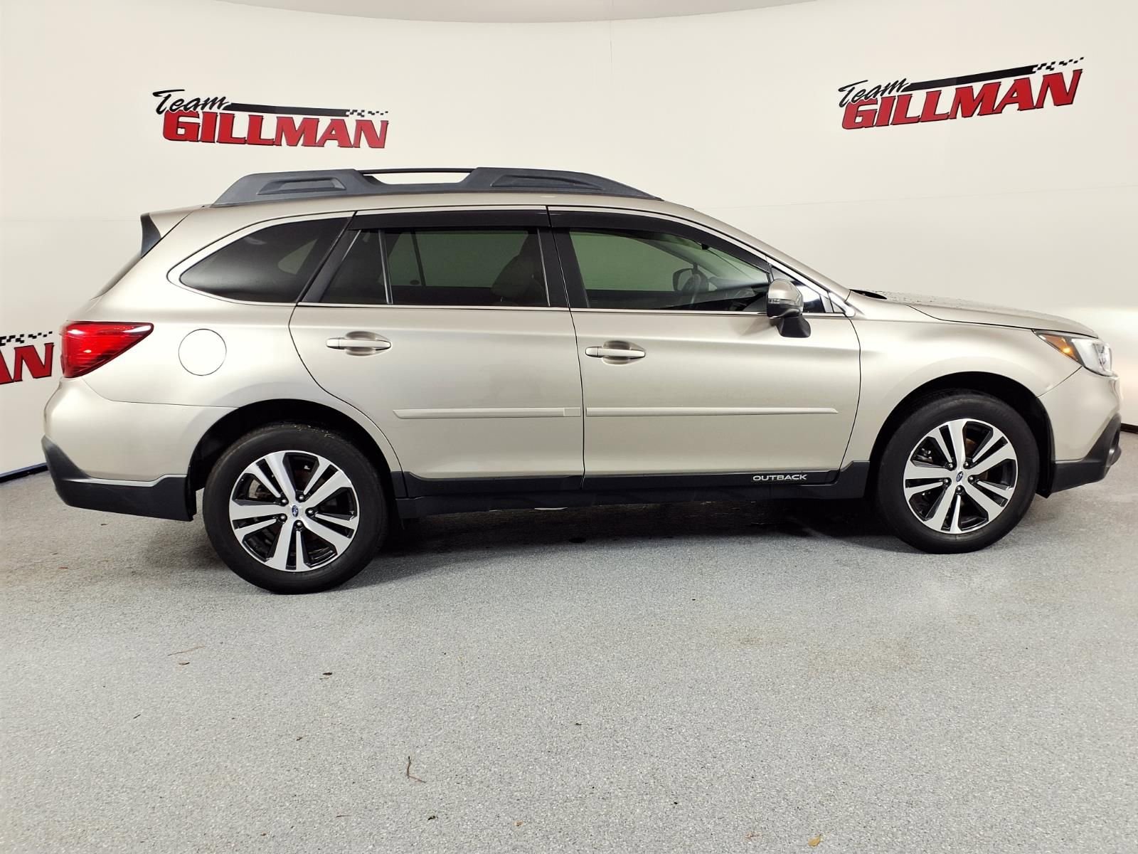 Used 2019 Subaru Outback 2.5i Limited AWD/4WD image 3