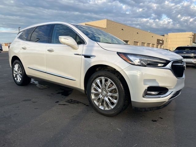 Used 2021 Buick Enclave Essence w/ Sound and Sites Package image 11