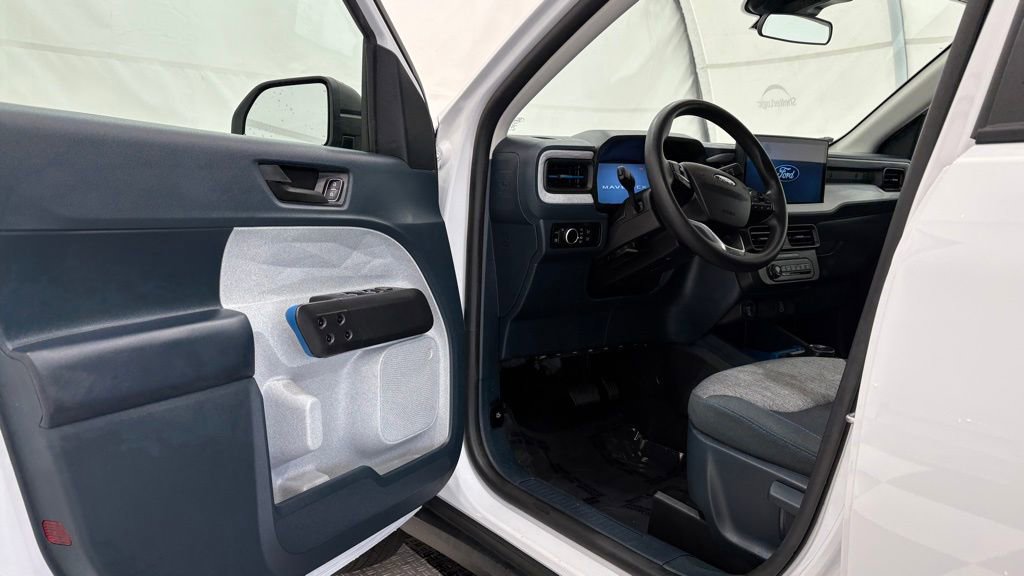 Certified 2026 Ford Maverick XLT FWD image 33