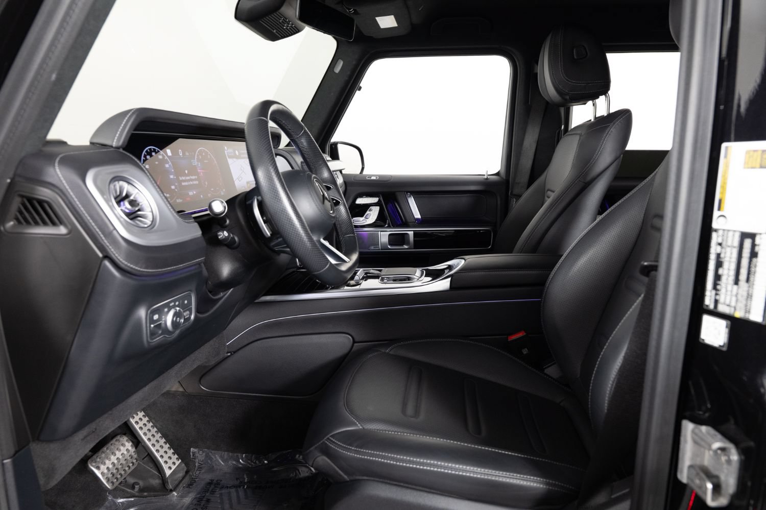 Used 2025 Mercedes-Benz G 550 w/ Exclusive Interior Package image 14