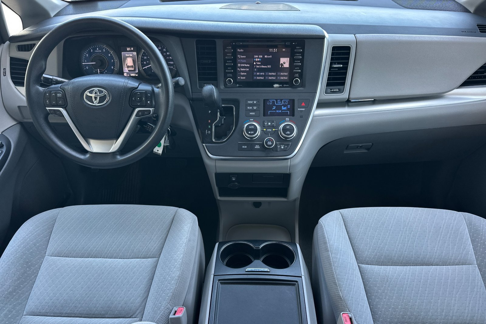 Certified 2018 Toyota Sienna LE FWD image 13