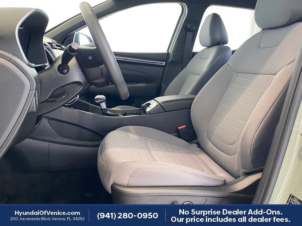 Certified 2023 Hyundai Santa Cruz SEL FWD image 2