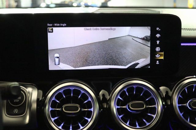 Used 2023 Mercedes-Benz GLB 250 4MATIC image 28