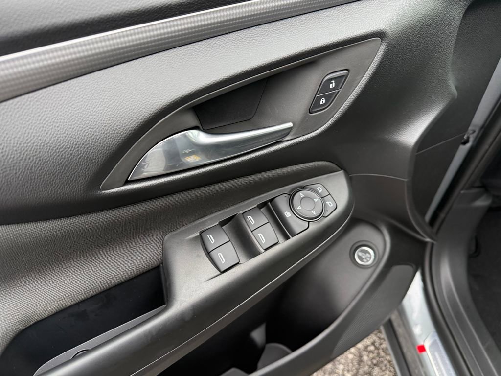 New 2026 Buick Envista Avenir image 23