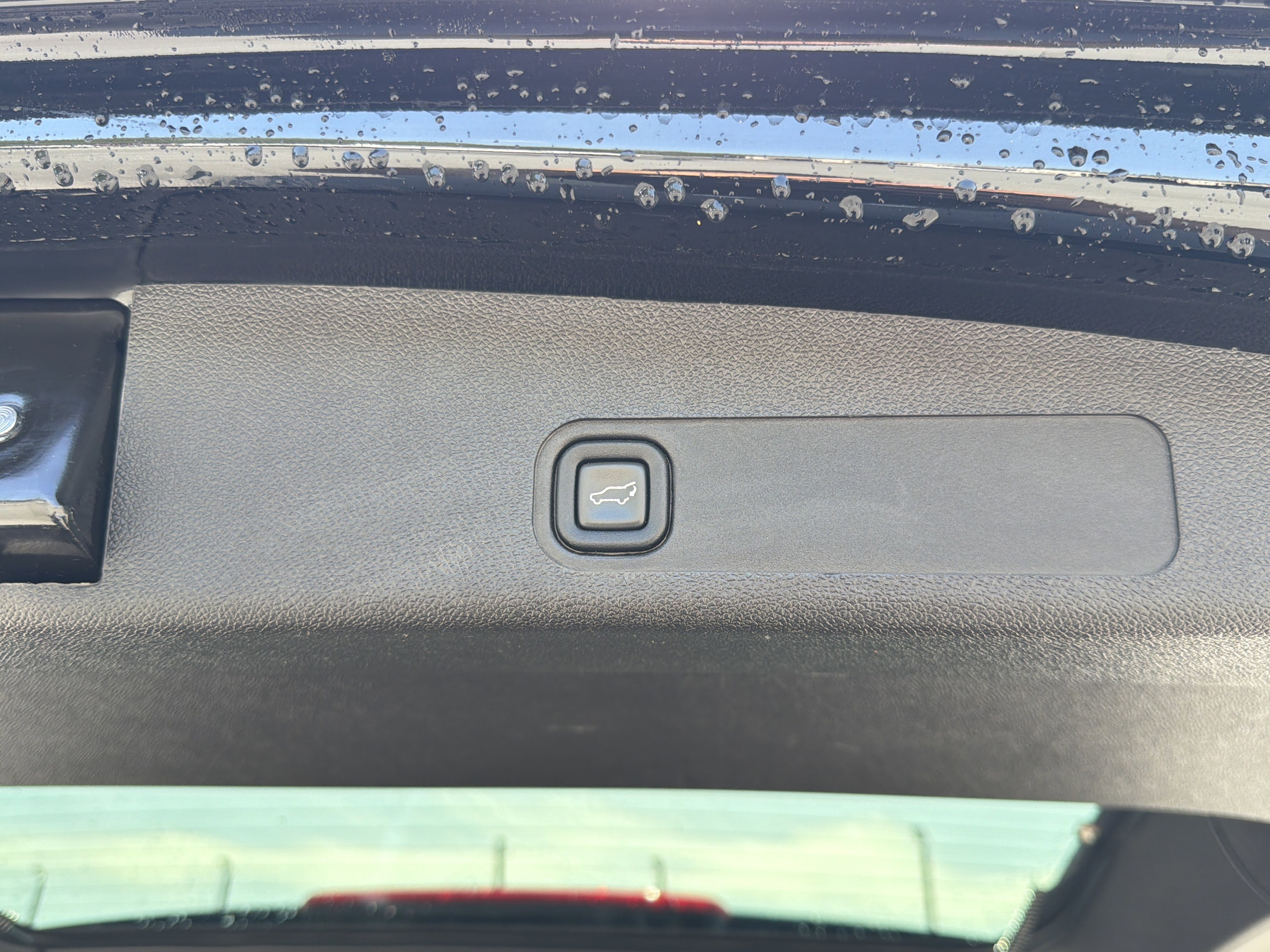 Used 2014 GMC Yukon Denali image 20