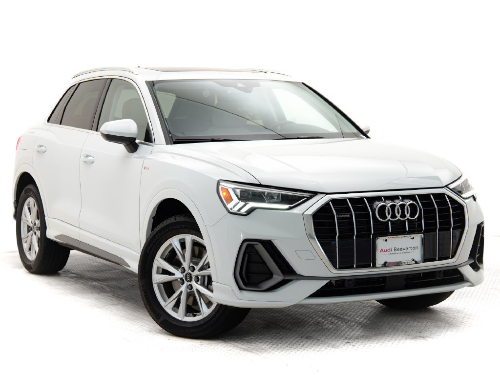 Certified 2025 Audi Q3 2.0T Premium Plus w/ Premium Plus Package