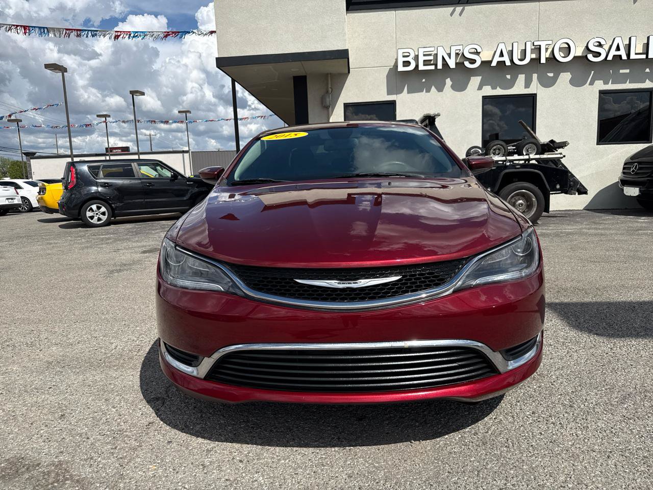 Used 2015 Chrysler 200 Limited w/ Convenience Group FWD image 3