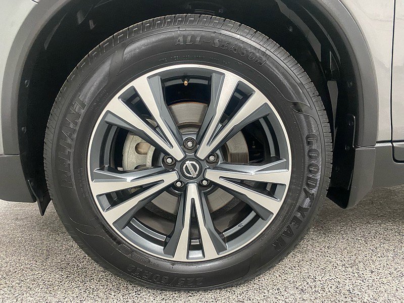 Used 2017 Nissan Rogue SL w/ SL HEV Premium Package image 23