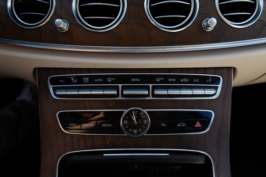 Used 2019 Mercedes-Benz E 300 image 15