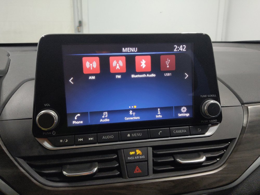 Used 2023 Nissan Altima 2.5 SV FWD image 25