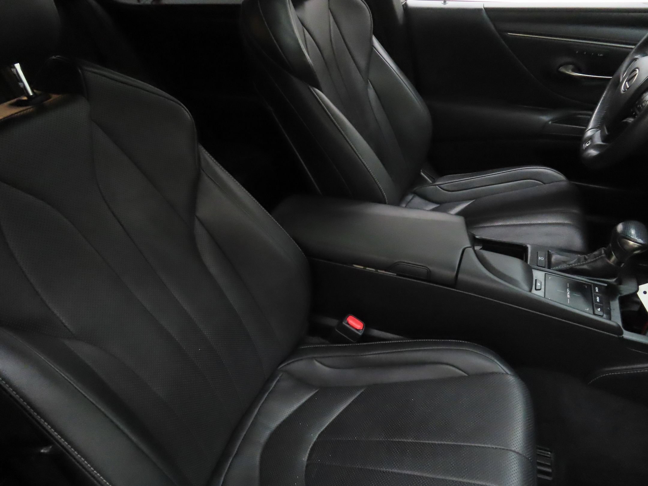 Used 2019 Lexus ES 350 F Sport w/ Accessory Package 2 FWD image 26