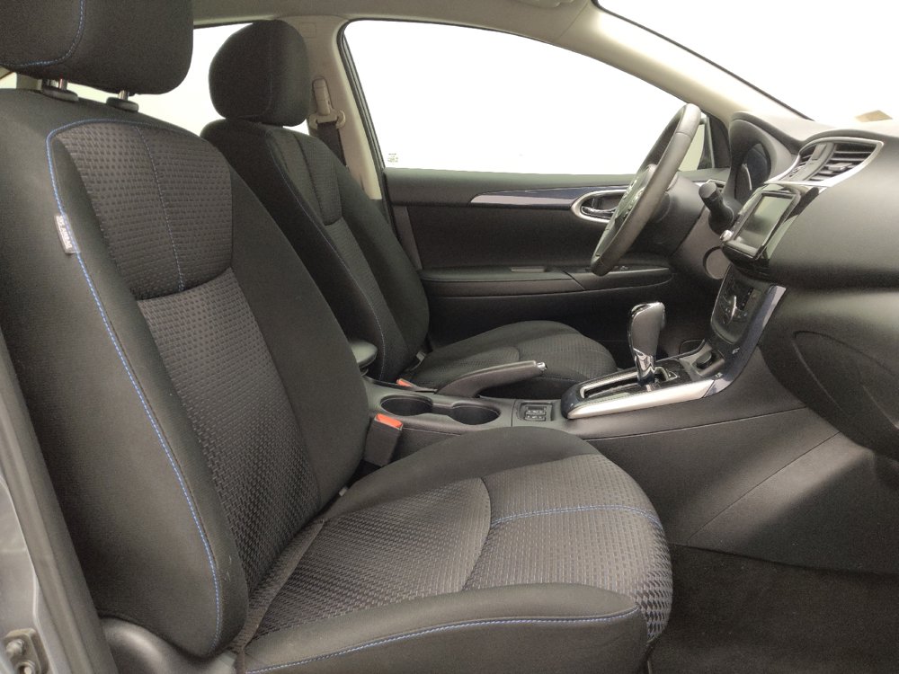 Used 2019 Nissan Sentra SR FWD image 21