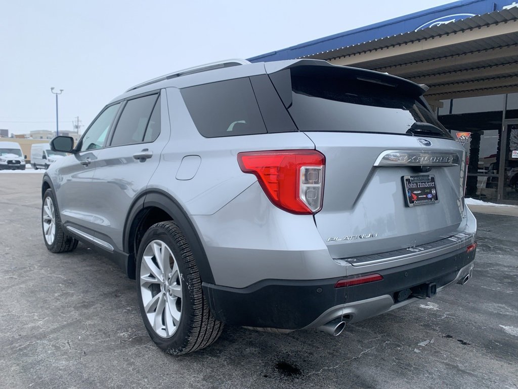 Used 2023 Ford Explorer Platinum w/ Class IV Trailer Tow Package image 5