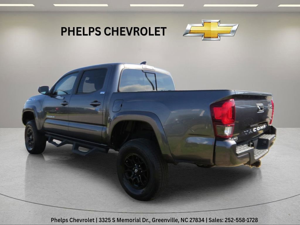 Used 2022 Toyota Tacoma SR5 w/ Technology Package image 6