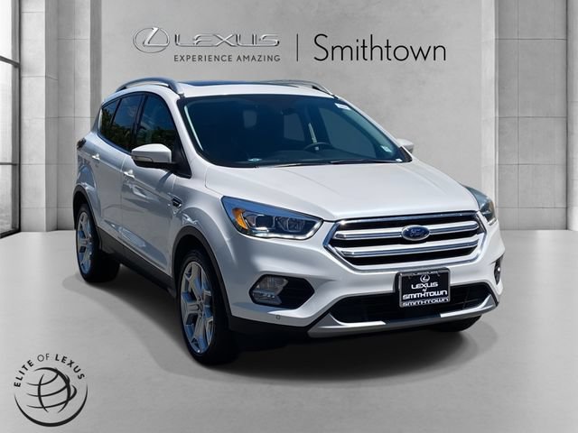 Used 2019 Ford Escape Titanium AWD/4WD image 1