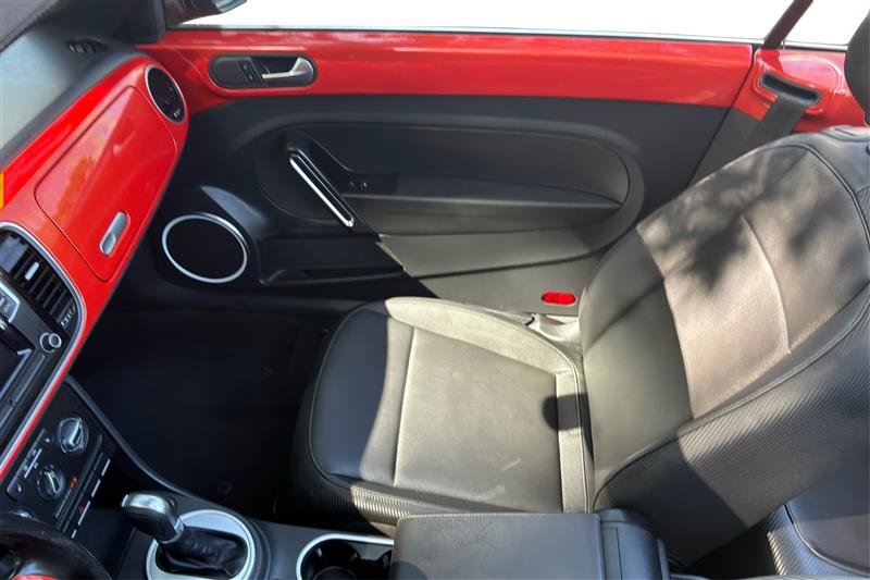 Used 2016 Volkswagen Beetle 1.8T FWD image 22