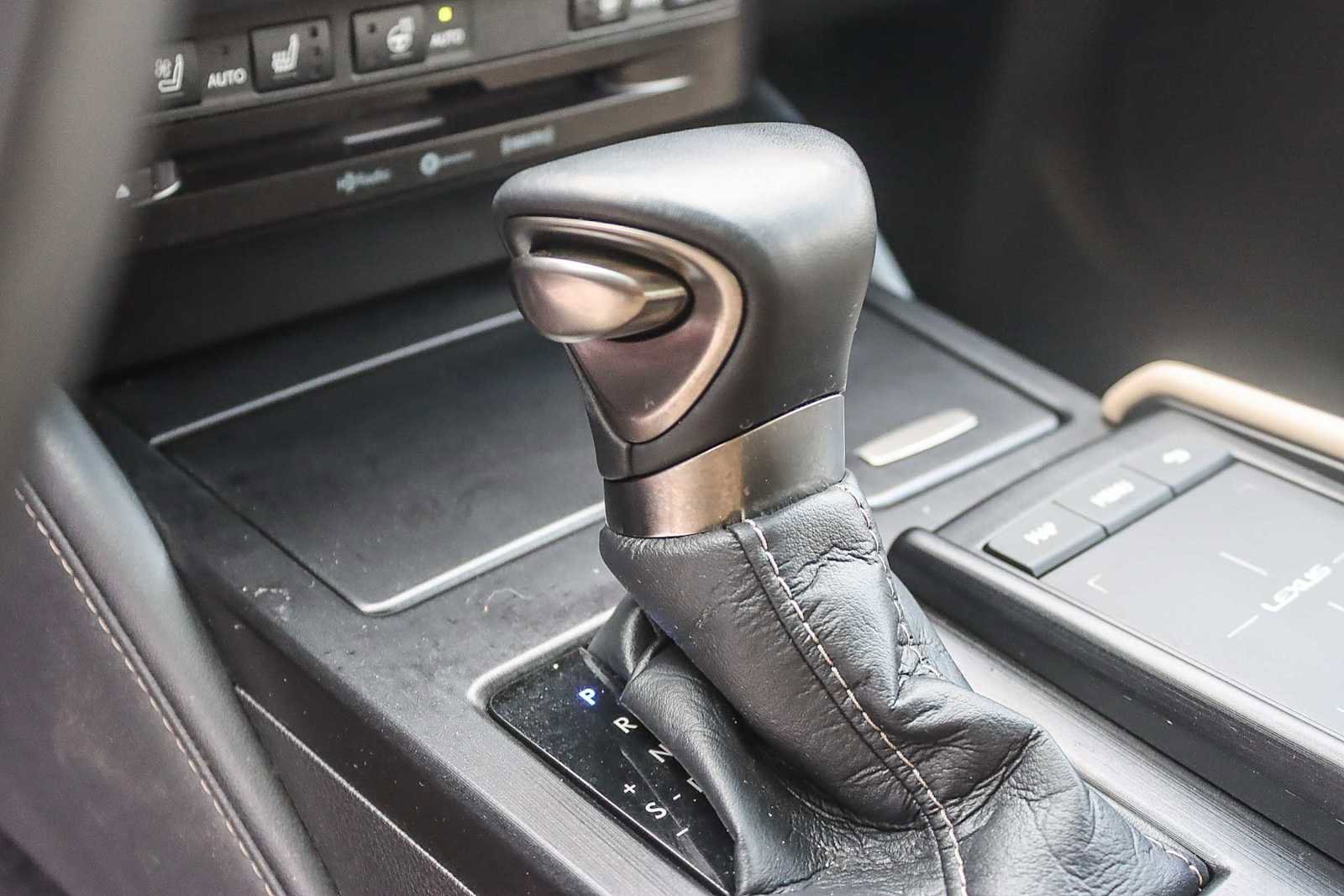 Certified 2021 Lexus ES 350 w/ Premium Package image 19