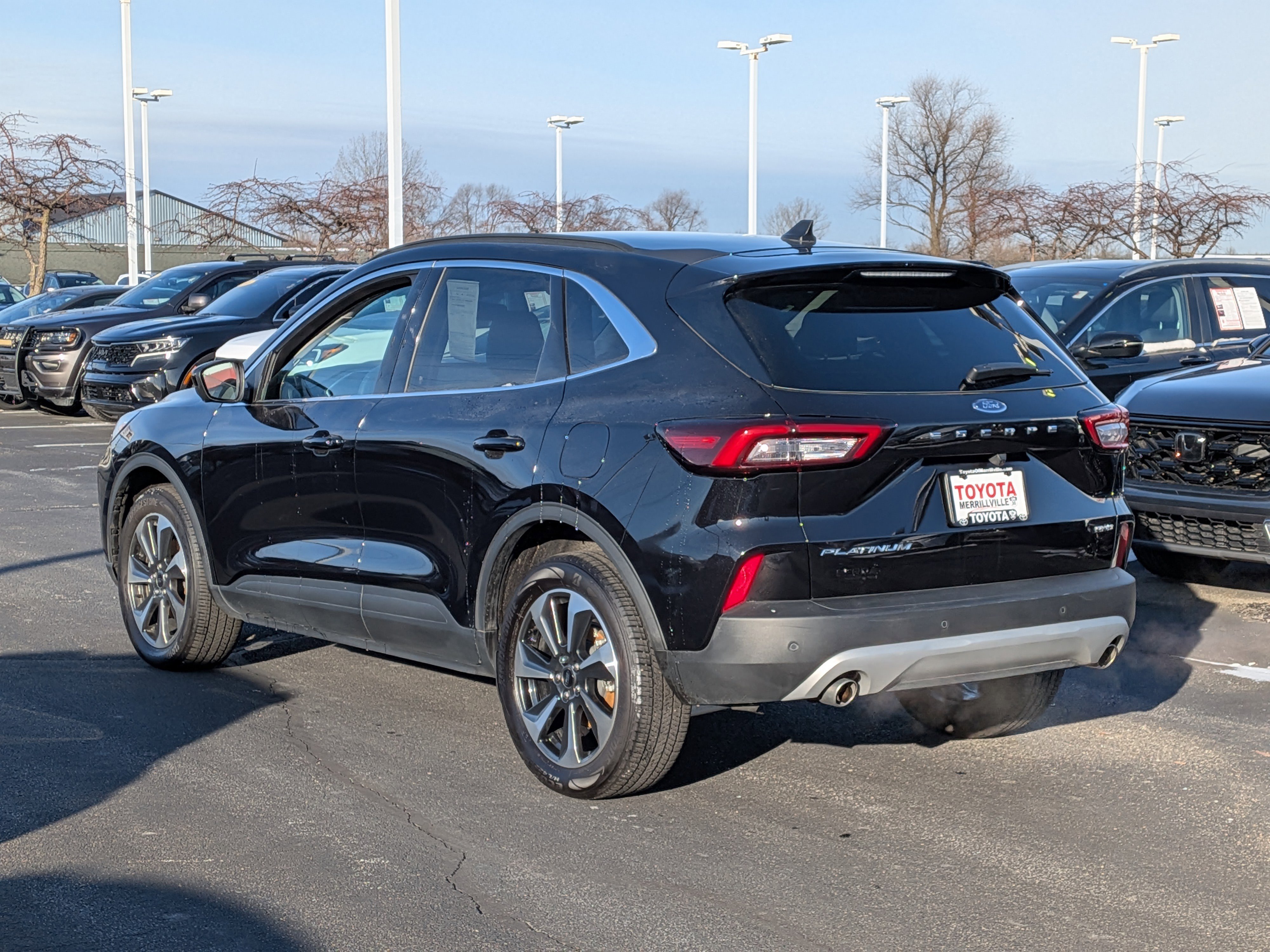 Used 2023 Ford Escape Platinum image 6