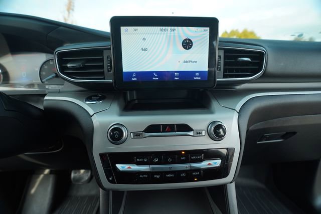 Used 2022 Ford Explorer XLT w/ Equipment Group 202A image 32